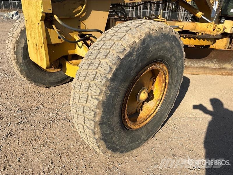 Champion 730A Motor Grader Грейдери