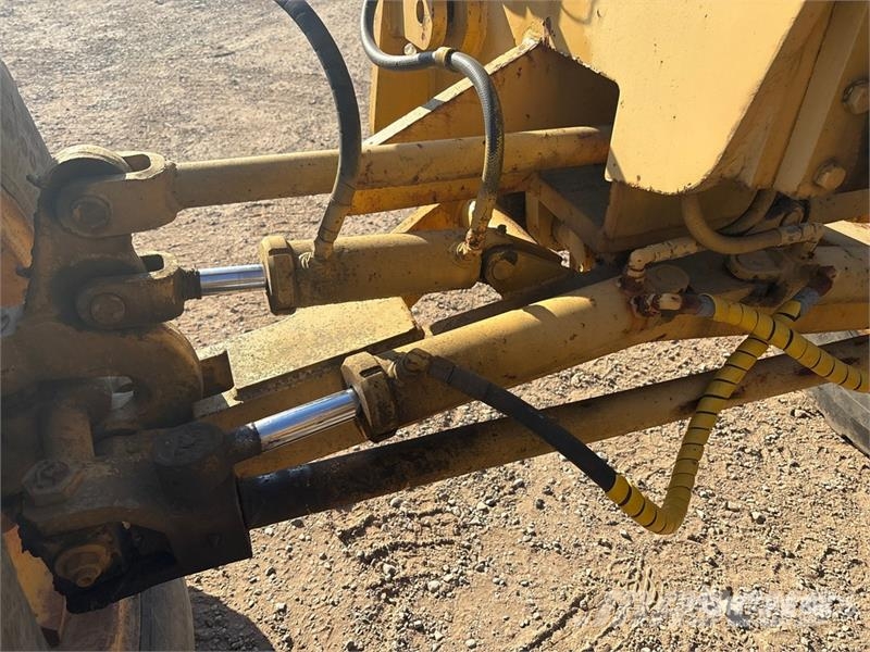 Champion 730A Motor Grader Грейдери