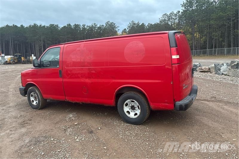 Chevrolet 2500 Cargo Van Kaubikud