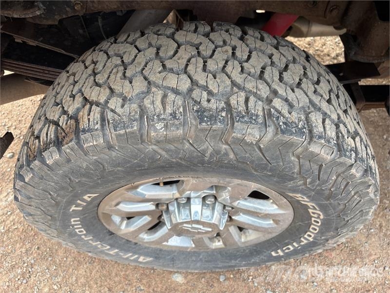 Chevrolet 3500HD Z71 4x4 Crew Cab Pickup Andre varebiler