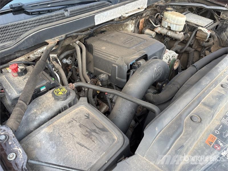 Chevrolet 3500HD Z71 4x4 Crew Cab Pickup Andre varebiler