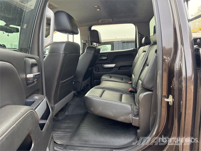 Chevrolet 3500HD Z71 4x4 Crew Cab Pickup Andre varebiler