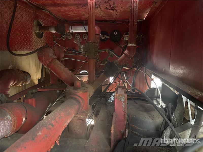 Chevrolet C6500 4x2 Fire Truck 消防車