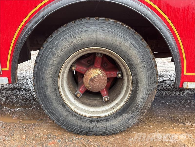 Chevrolet C6500 4x2 Fire Truck 消防車