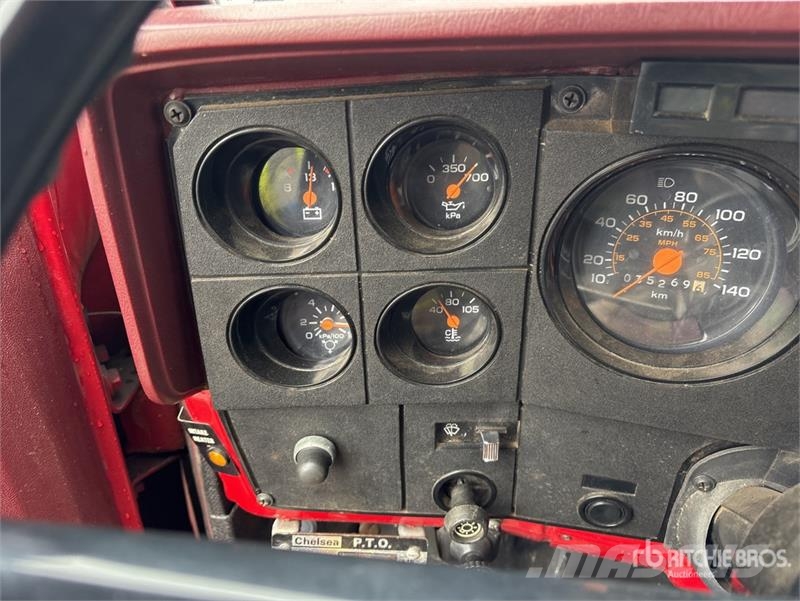 Chevrolet C7D042 4x2 Fire Truck Camiones de Bomberos