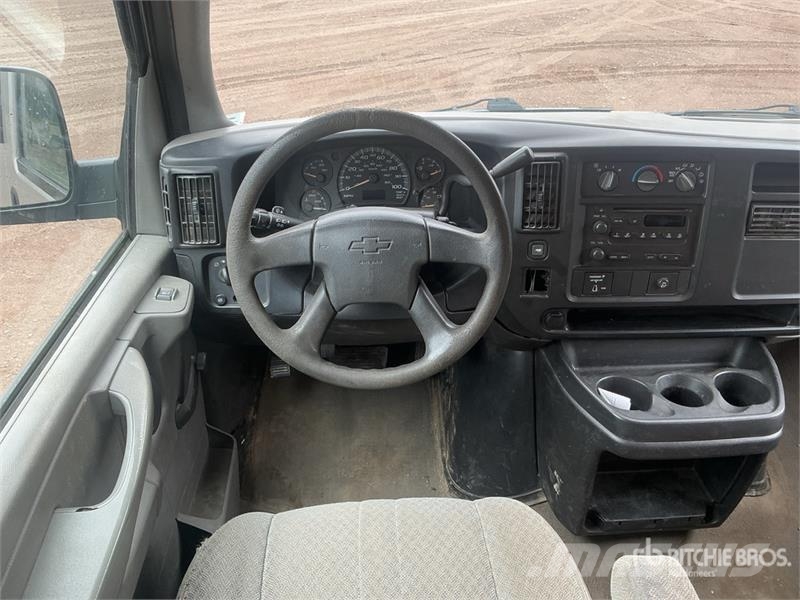 Chevrolet Express 3500 Lieferwagen