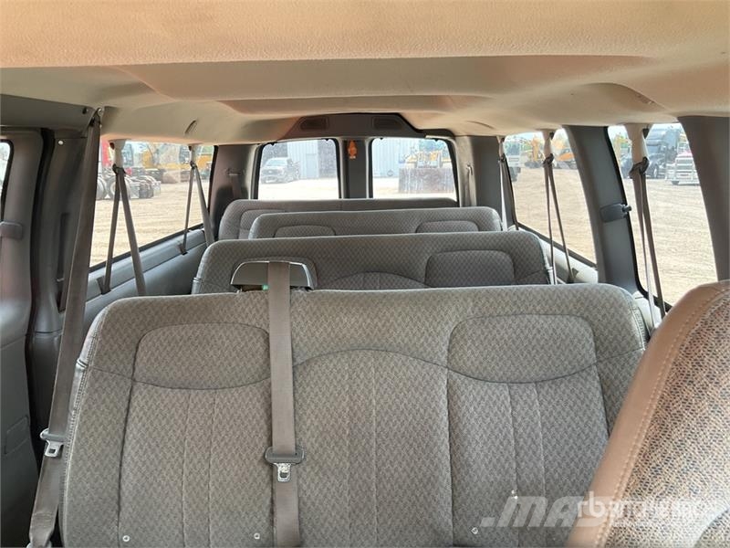 Chevrolet Express 3500 Lieferwagen