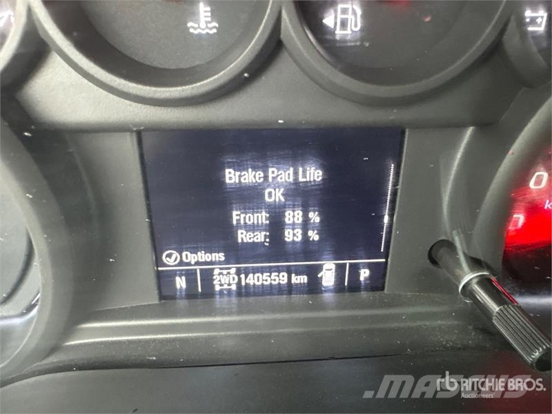 Chevrolet Silverado 1500 4x4 Pickup Outro