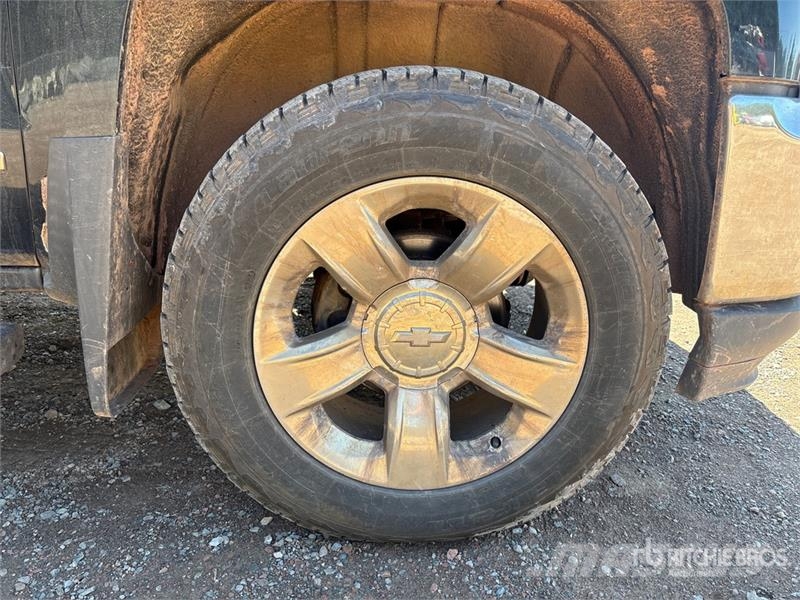 Chevrolet Silverado 1500 Outro