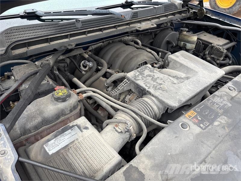 Chevrolet Silverado 1500 4x2 Pickup Прочие фургоны