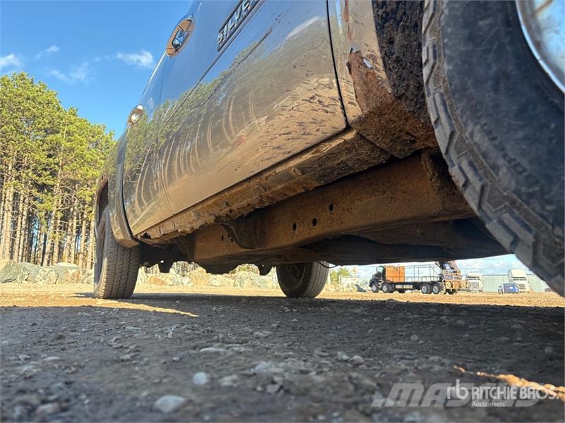 Chevrolet Silverado 1500 LS 4x4 Crew Cab Pickup 其他