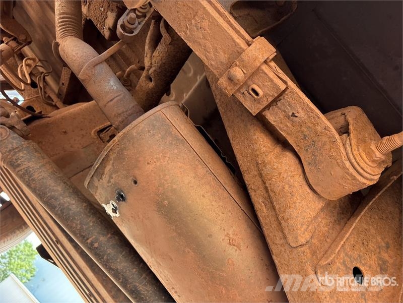 Chevrolet Silverado 1500 4x4 Extended Cab Pickup Прочие фургоны