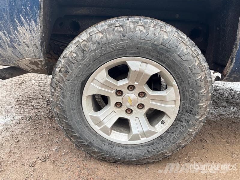 Chevrolet Silverado 1500 LT 4x4 Crew Cab Pickup Ostalo