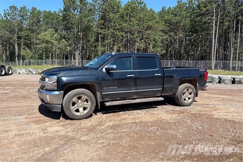 Chevrolet Silverado 1500 Outro