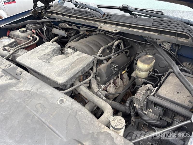 Chevrolet Silverado 1500 4x2 Pickup Прочие фургоны
