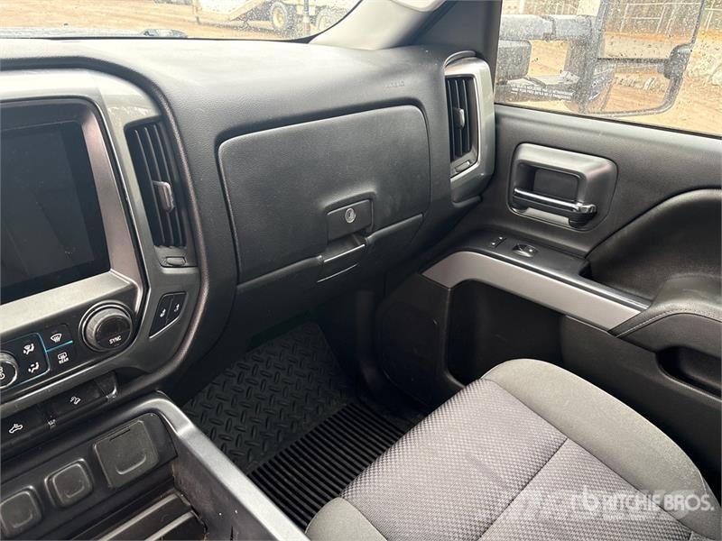 Chevrolet Silverado 1500 LT 4x4 Crew Cab Pickup Ostalo