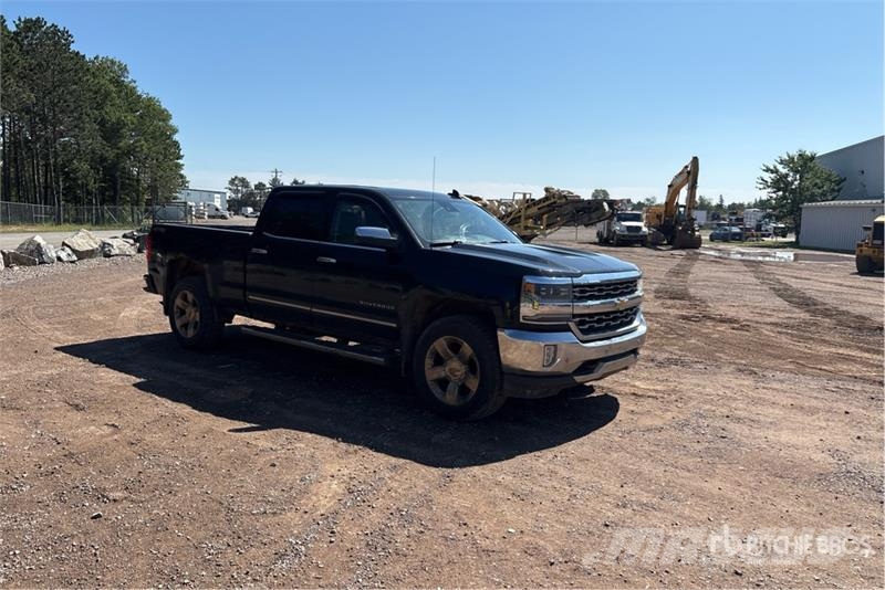 Chevrolet Silverado 1500 Outro