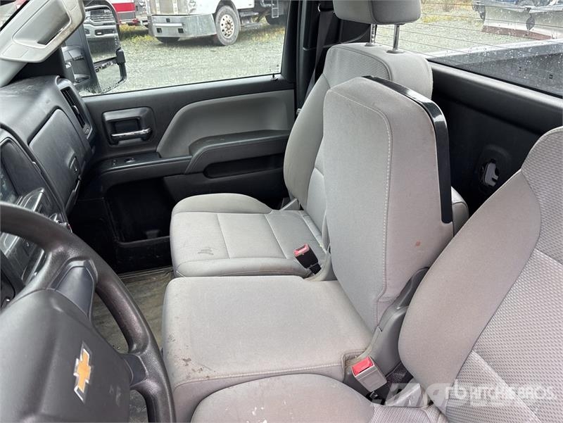 Chevrolet Silverado 2500 HD 4x4 Pickup 其他
