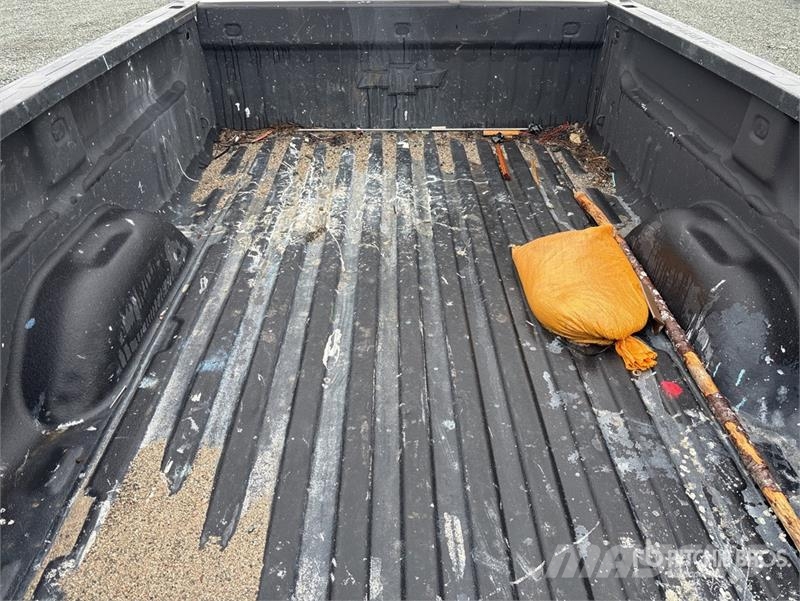 Chevrolet Silverado 2500 HD 4x4 Pickup 其他