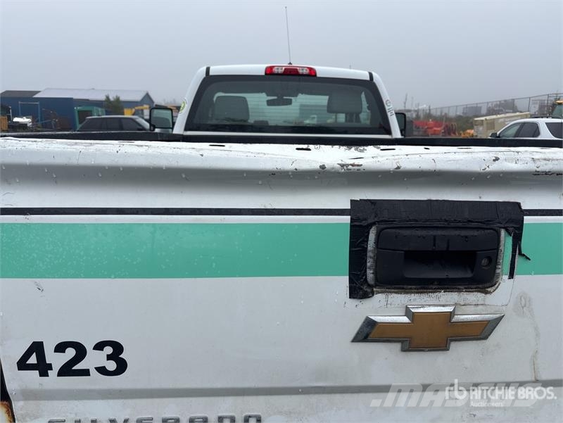 Chevrolet Silverado 2500 HD 4x4 Pickup 其他