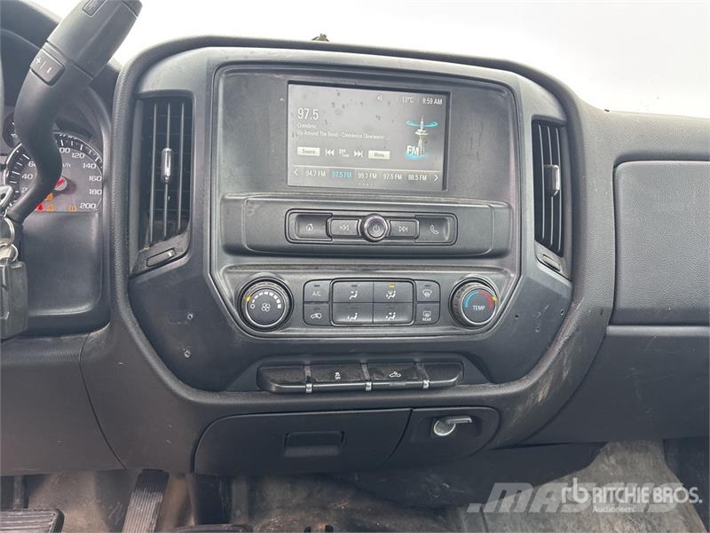 Chevrolet Silverado 2500 HD 4x4 Pickup 其他