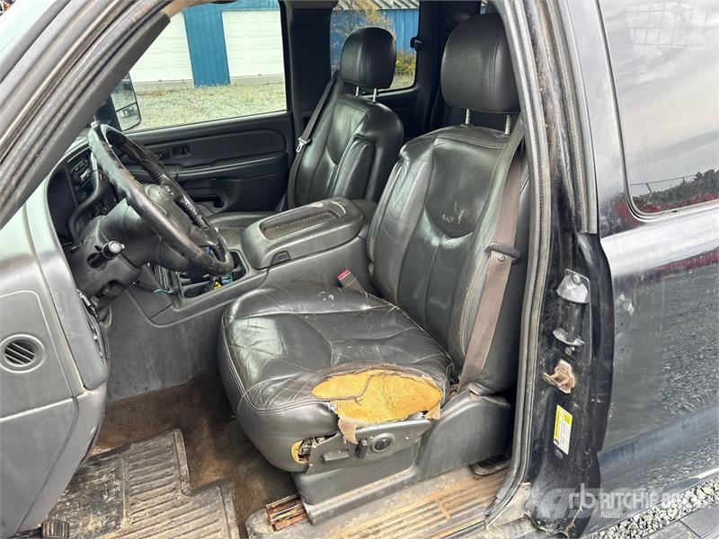 Chevrolet Silverado 2500 4x4 Extended Cab Pickup Ostalo