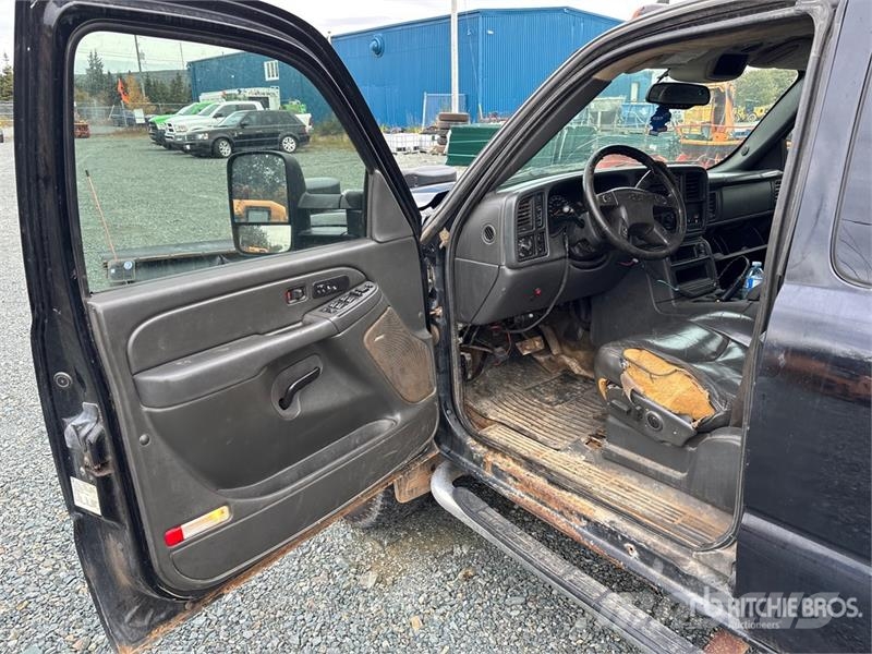 Chevrolet Silverado 2500 4x4 Extended Cab Pickup Ostalo