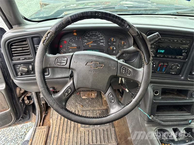 Chevrolet Silverado 2500 4x4 Extended Cab Pickup Ostalo