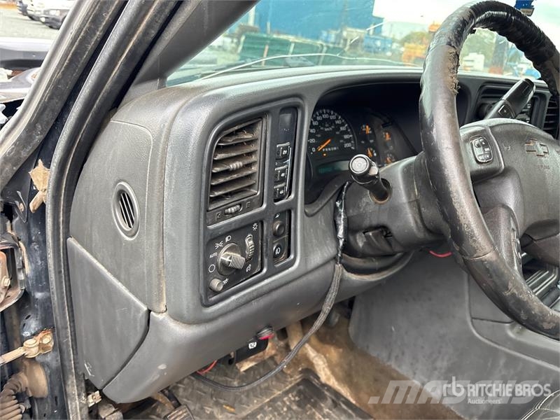 Chevrolet Silverado 2500 4x4 Extended Cab Pickup Ostalo
