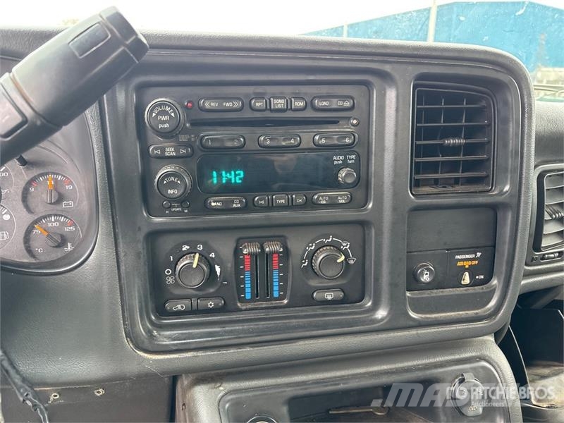 Chevrolet Silverado 2500 4x4 Extended Cab Pickup Ostalo