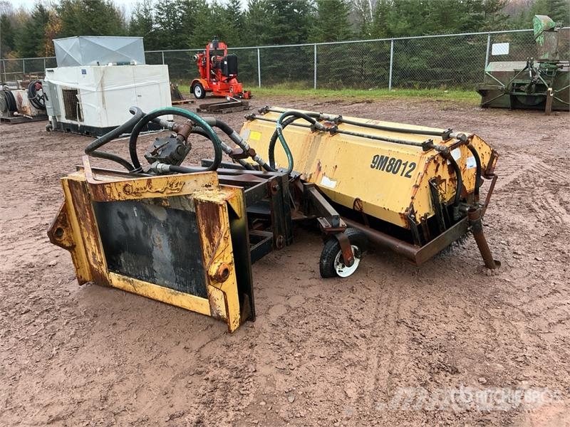  Cleansweep AMH96DD 100 in Broom Attachment فرش
