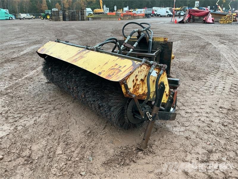  Cleansweep AMH96DD 100 in Broom Attachment فرش