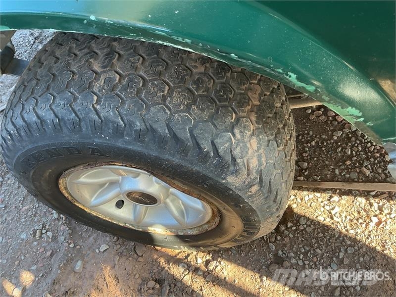 Club Car Electric Golf Cart (Inoperable) Voiturette de golf