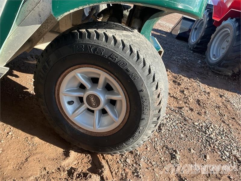 Club Car Electric Golf Cart (Inoperable) Voiturette de golf