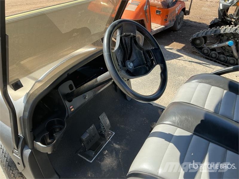 Club Car Golf Cart (Inoperable) Carritos de golf