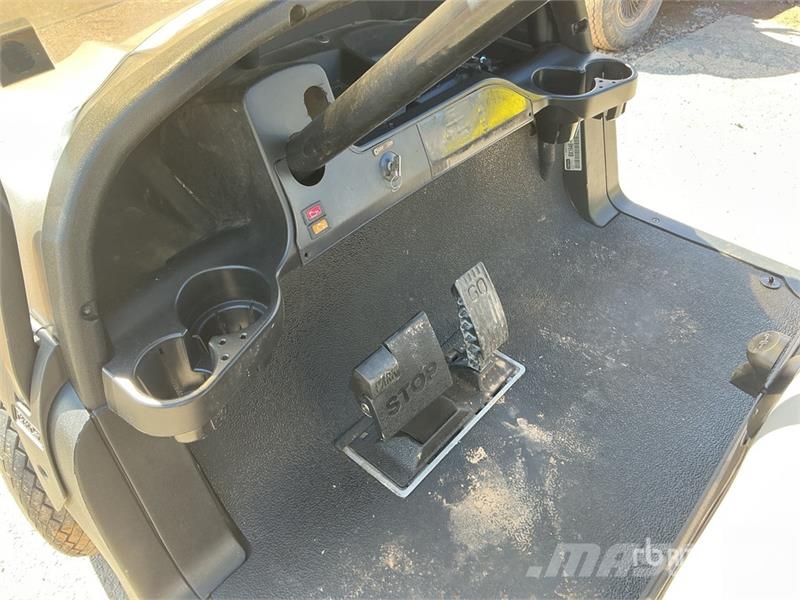 Club Car Golf Cart (Inoperable) Carritos de golf