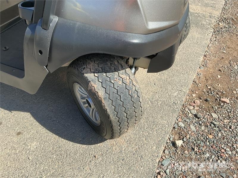 Club Car Golf Cart (Inoperable) Carritos de golf