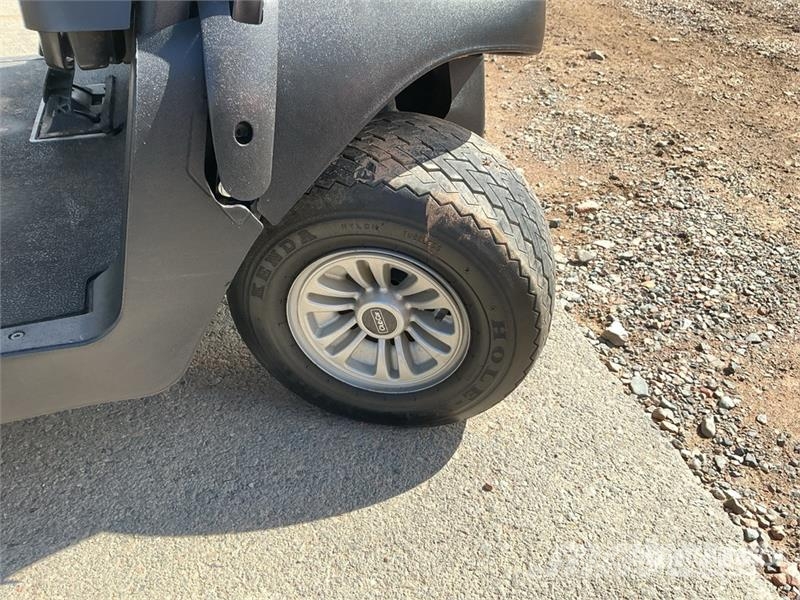 Club Car Golf Cart (Inoperable) Carritos de golf