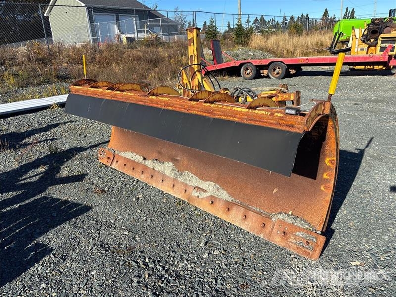 Craig 11 ft 2 Way Snow Plow - Fits Wheel Loader حراثات ونصول الجليد