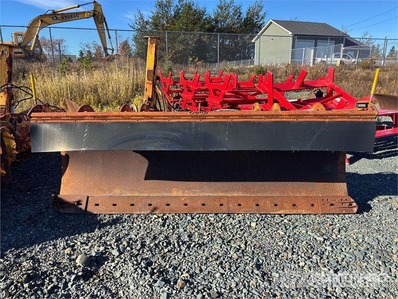 Craig 11 ft 2 Way Snow Plow - Fits Wheel Loader حراثات ونصول الجليد