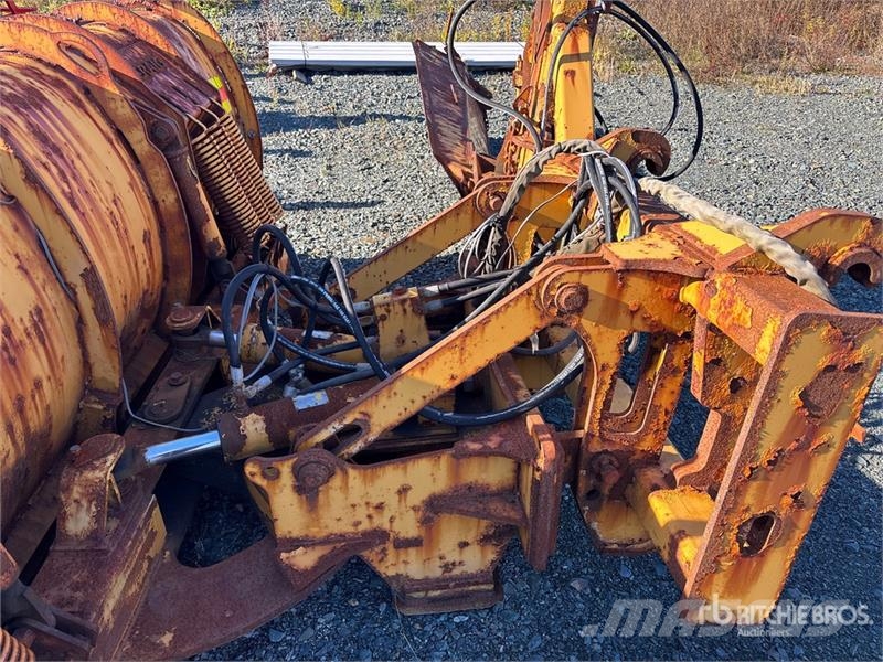 Craig 11 ft 2 Way Snow Plow - Fits Wheel Loader حراثات ونصول الجليد
