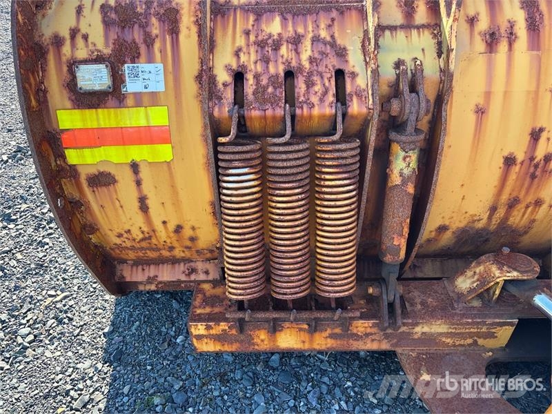 Craig 11 ft 2 Way Snow Plow - Fits Wheel Loader حراثات ونصول الجليد