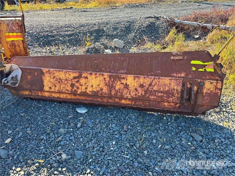 Craig 11 ft 2 Way Snow Plow - Fits Wheel Loader حراثات ونصول الجليد