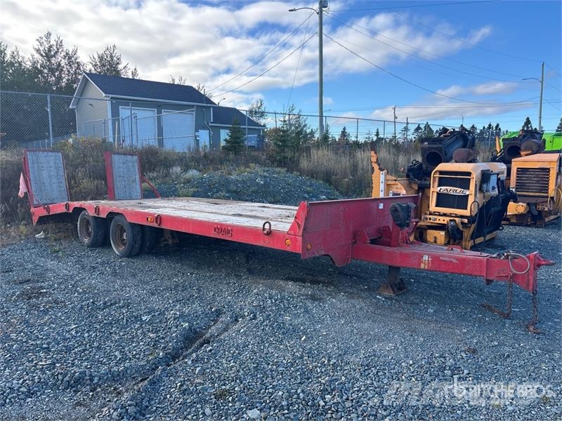 Craig 26 ft T/A Equipment Trailer Vehicle transport trailers