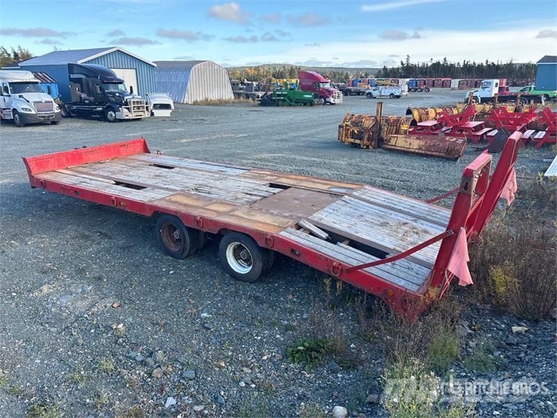Craig 26 ft T/A Flatbed Trailer Lavaperävaunut