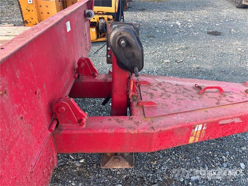 Craig 26 ft T/A Flatbed Trailer Lavaperävaunut