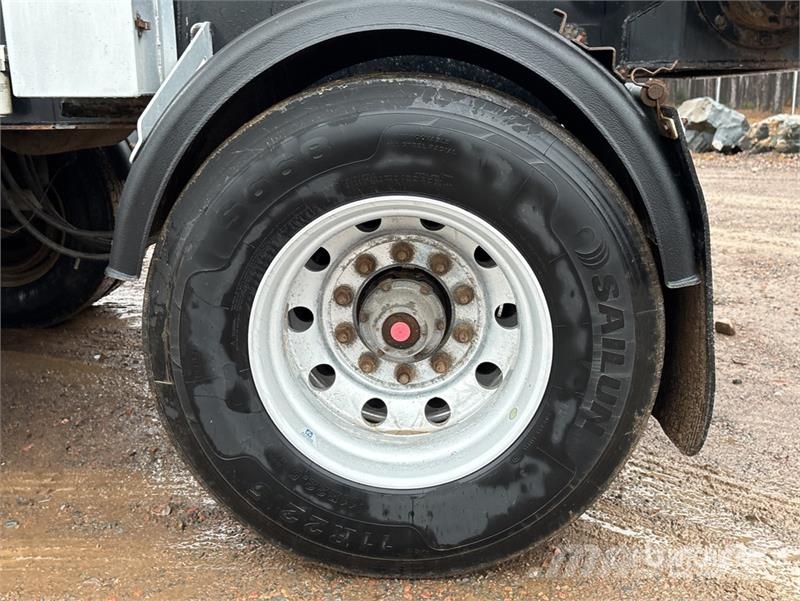 Cross Country 39 ft Tri/A Live Bottom Trailer Semi-remorques à plancher mobile