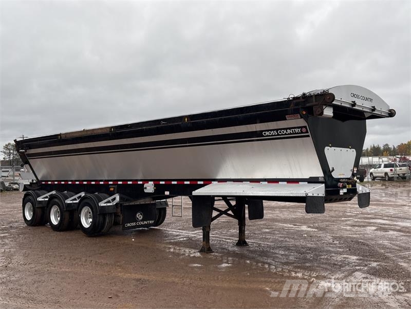 Cross Country 39 ft Tri/A Live Bottom Trailer Semi-remorques à plancher mobile