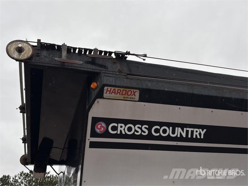Cross Country 39 ft Tri/A Live Bottom Trailer Semi-remorques à plancher mobile