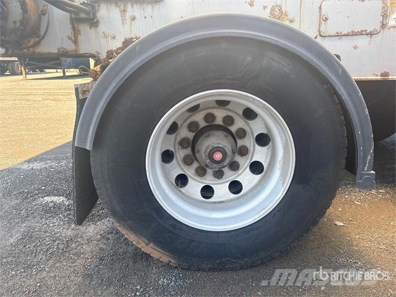 Cross Country 43 ft Quad/A Live Bottom Trailer Poluprikolice sa pokretnim podom